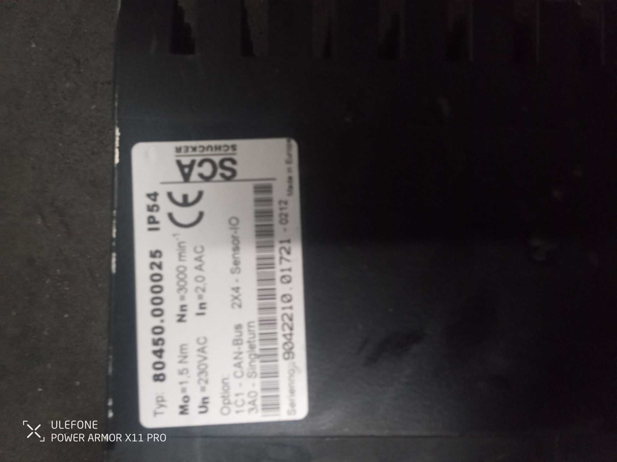SCA Multibox Schucker 6000 System  dozowania kleju silikonu robot