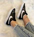 Damskie buty Nike niskie czarne trampki sportowe wygodne nowe 39