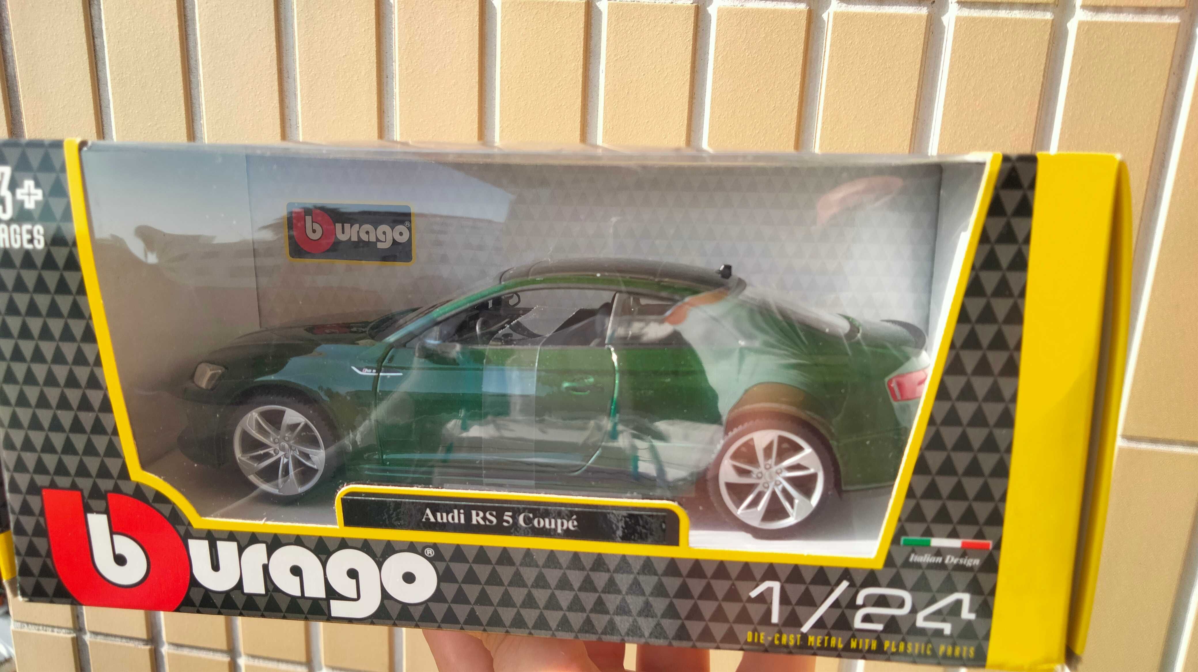 Audi RS5 Coupé (1:24)