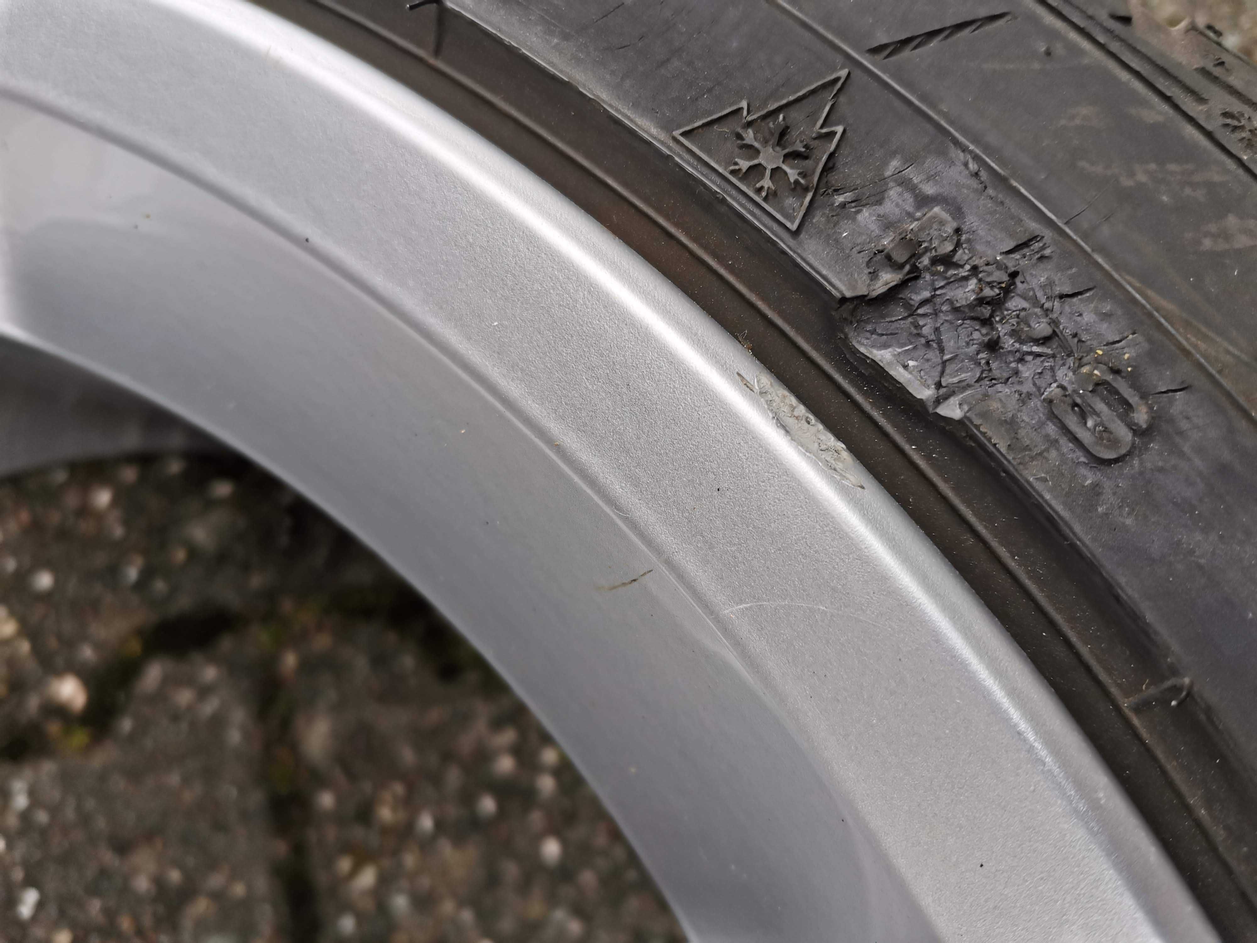 * 4 opony wielosezonowe Goodyear Vector 4Seasons Gen-2 225/45 R17 94V