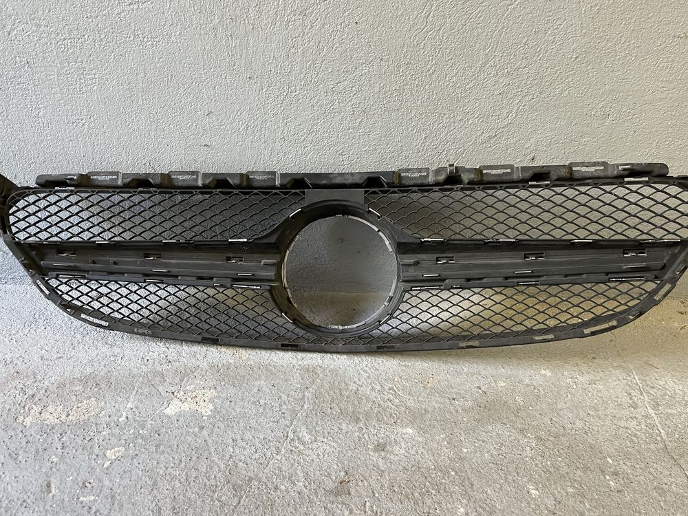 Grill AMG W205 C63 amg