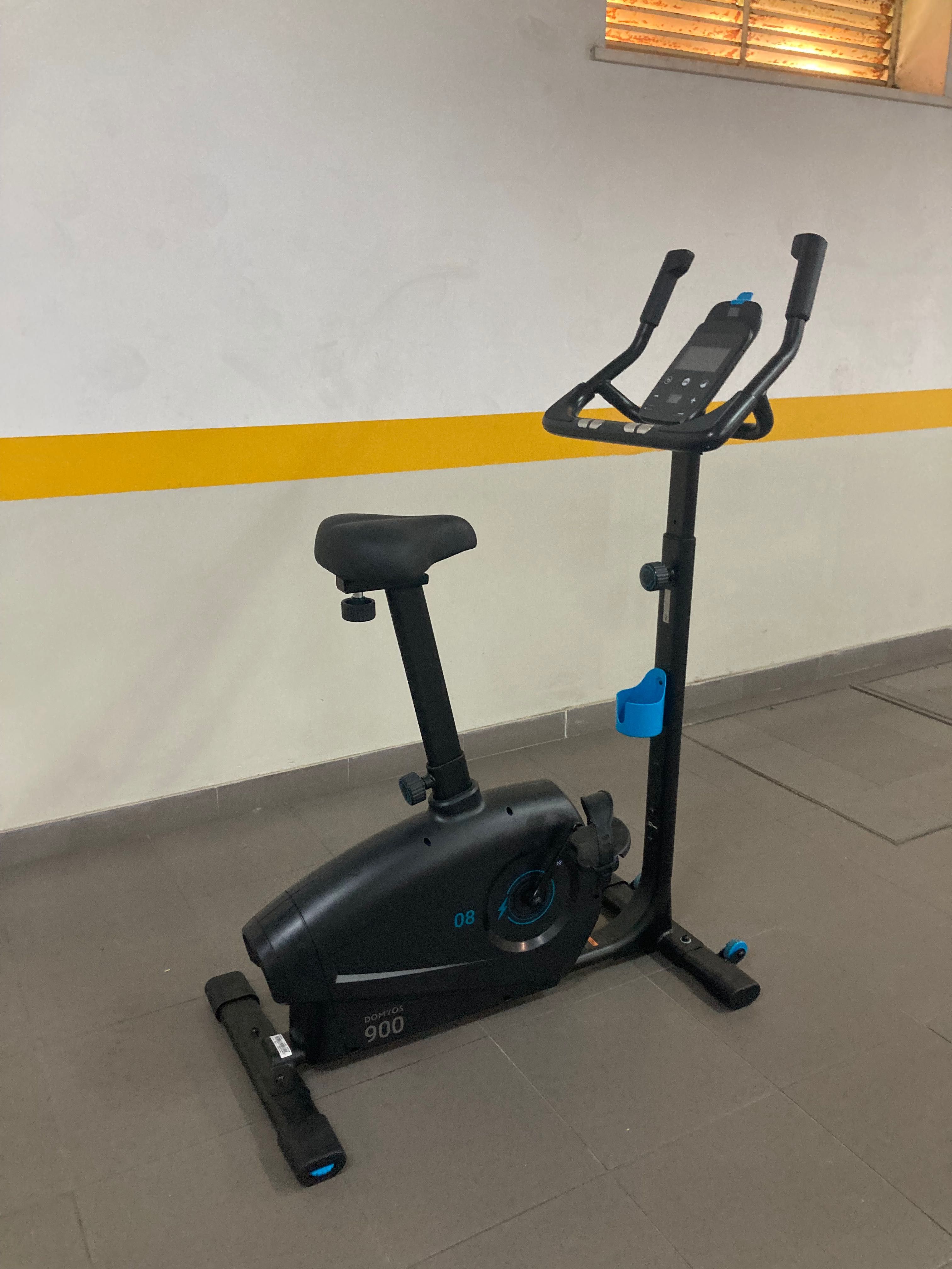 Bicicleta estática Domyo 900