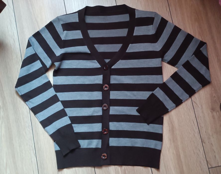 Светр гарної якості