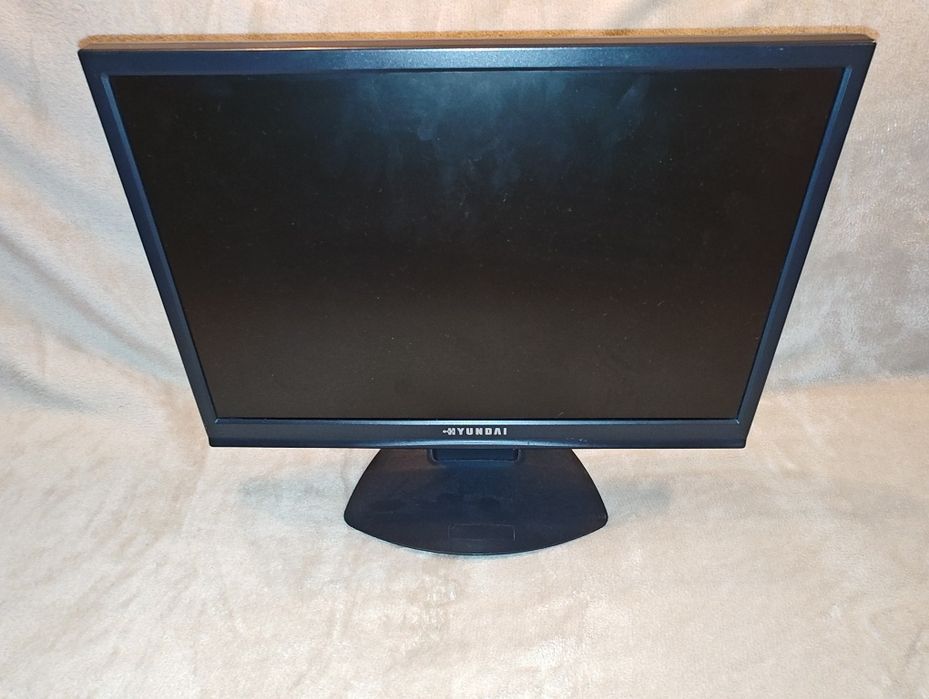 Komputer Dell Optiplex 7010  i7 / 8Gb / radeon R5 + monitor