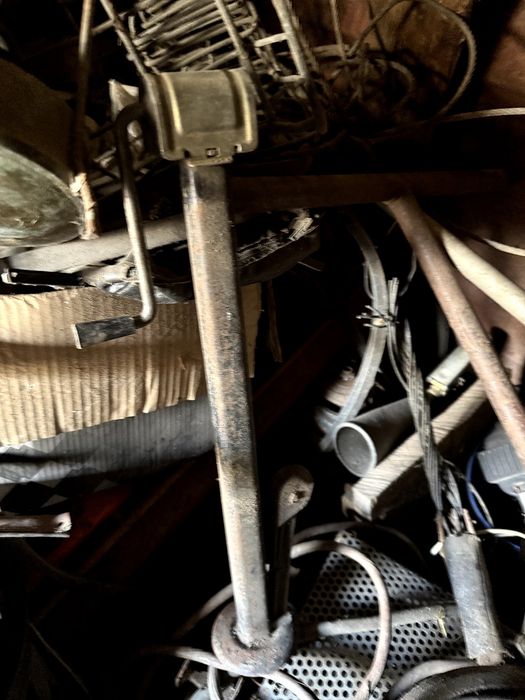 Домкрат ВАЗ — рідний, механічний, робочий