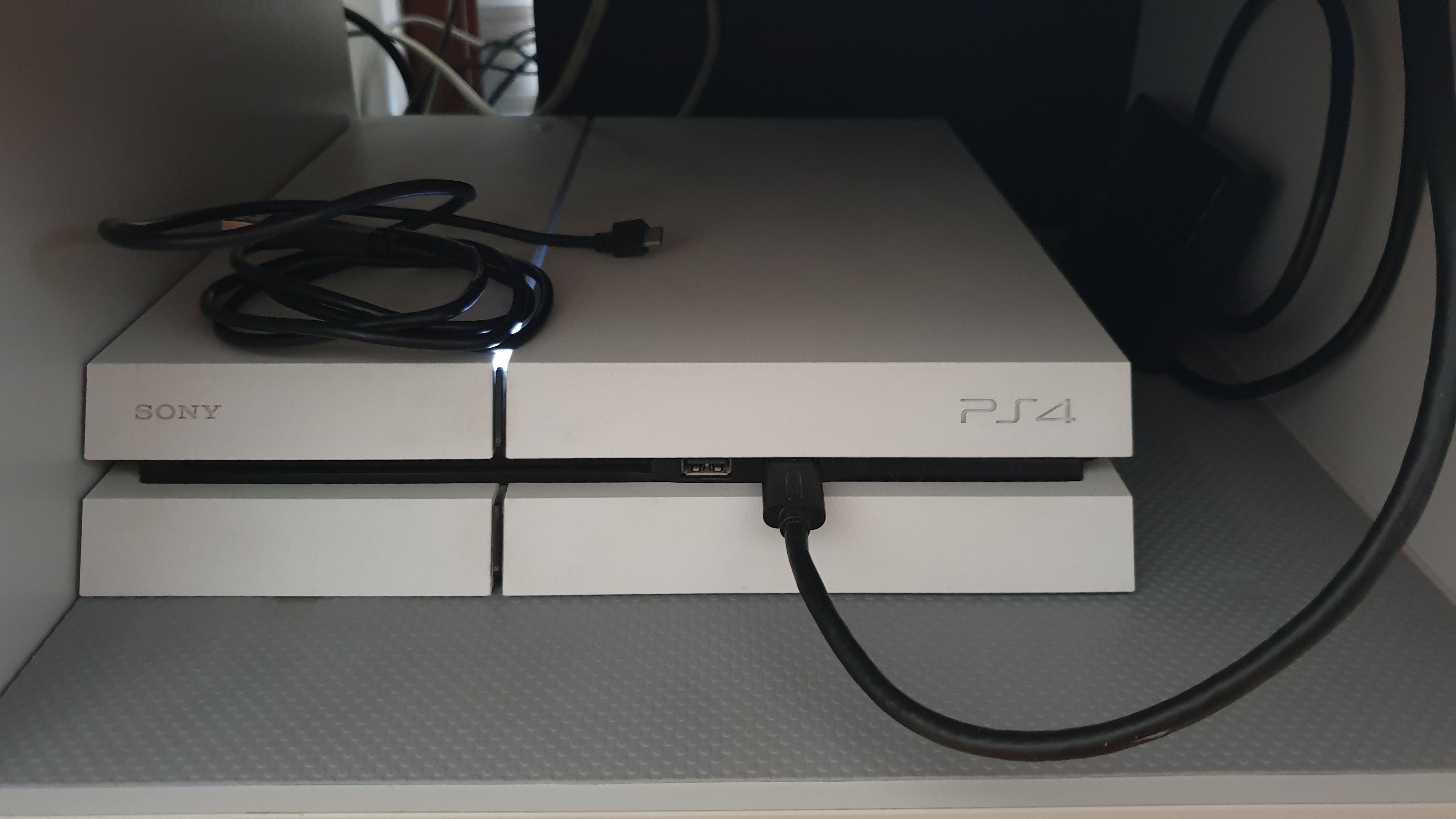 Sony Playstation 4 500GB Glacier White CUH-1216A + dysk 2TB
