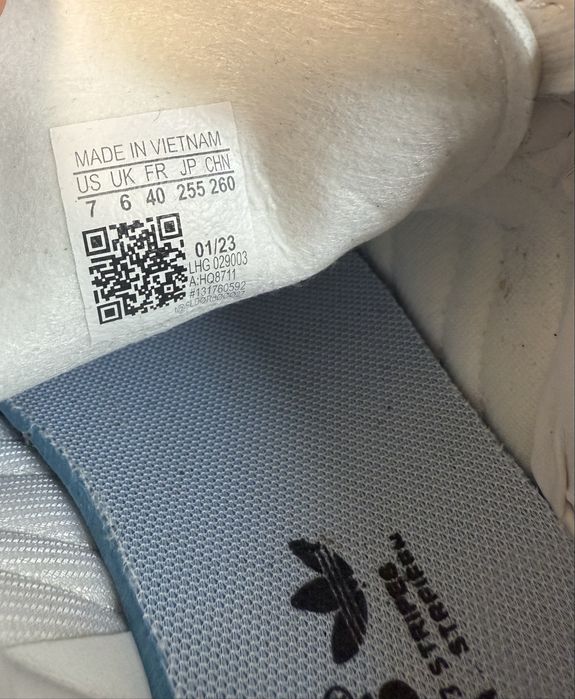 Кросівки Adidas 39 розмір.