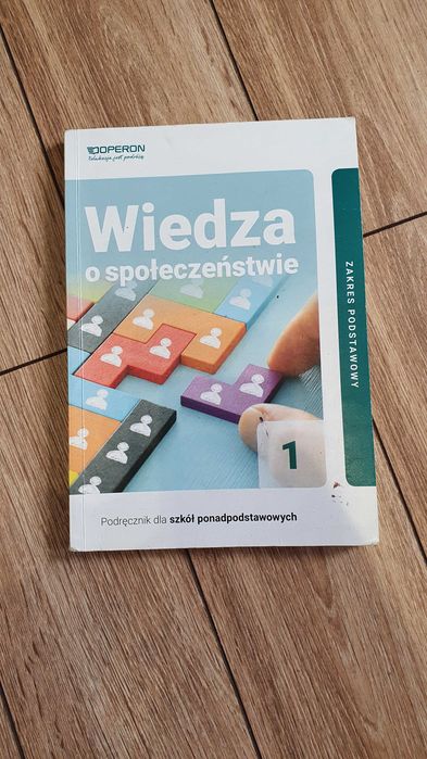 Wiedza o Społeczeństwie 1 LO podr. PODST. OPERON