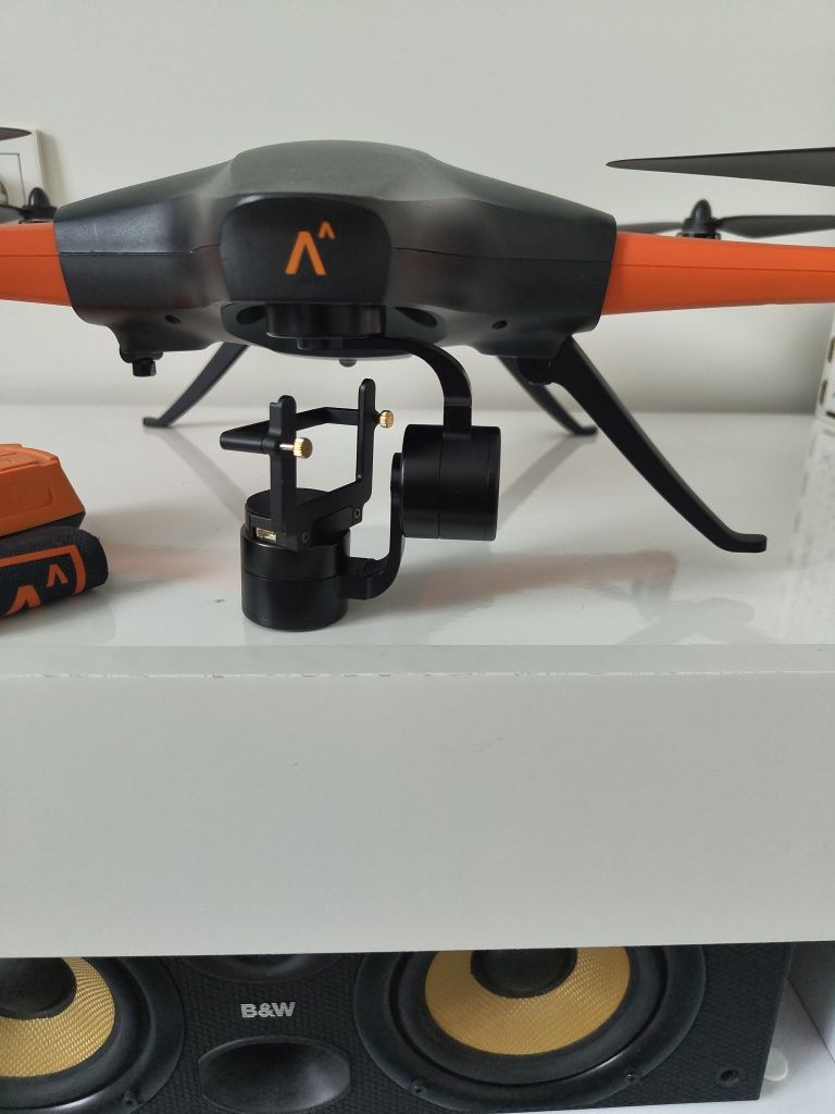 Квадрокоптер Staaker 1 Follow Me drone