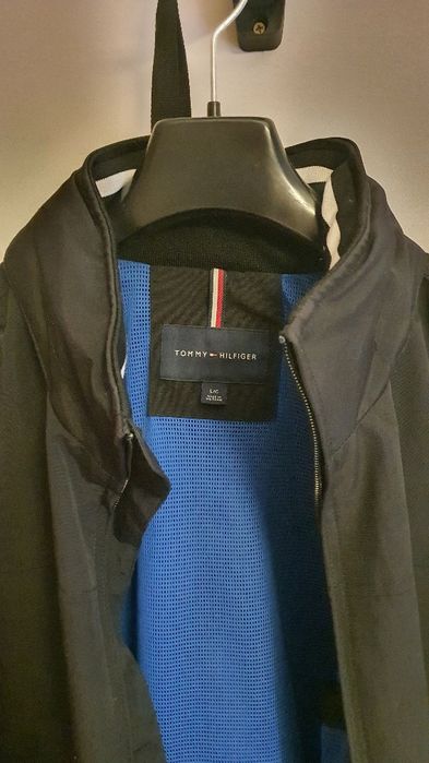 Excelente casaco Tommy Hilfiger