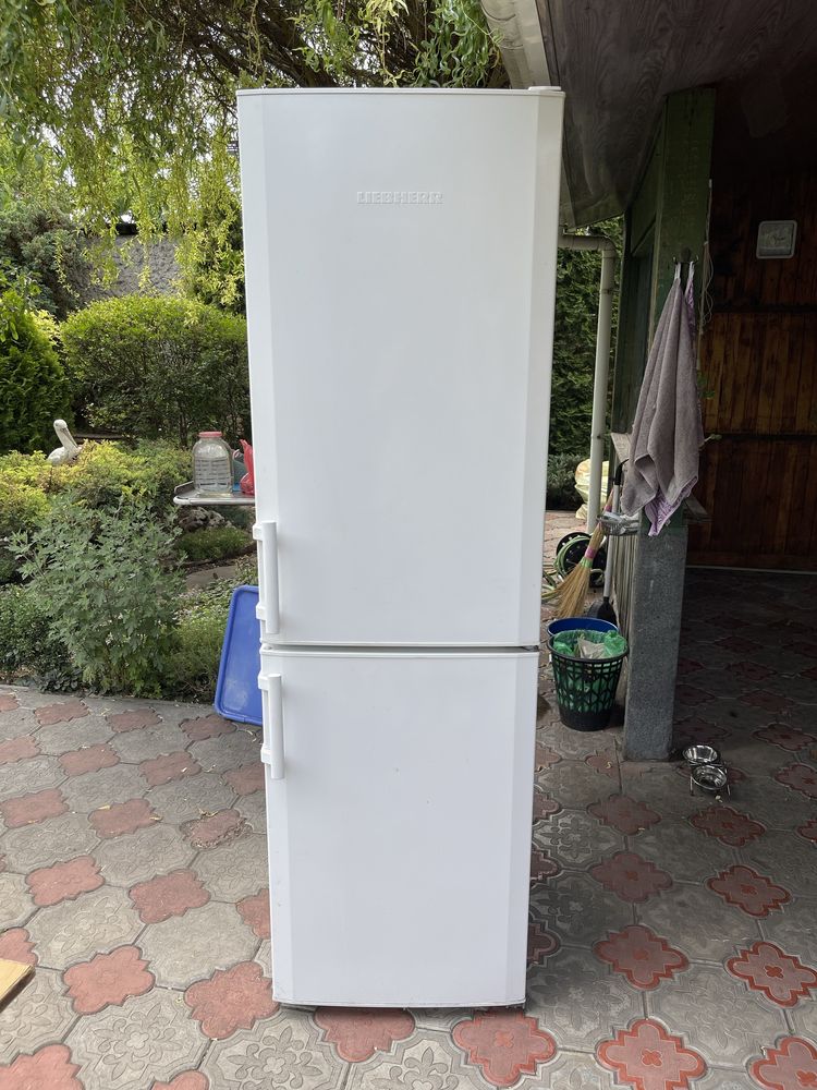 Холодильник Liebherr