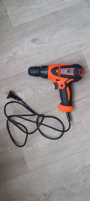 Продам шуруповерт під ремонт