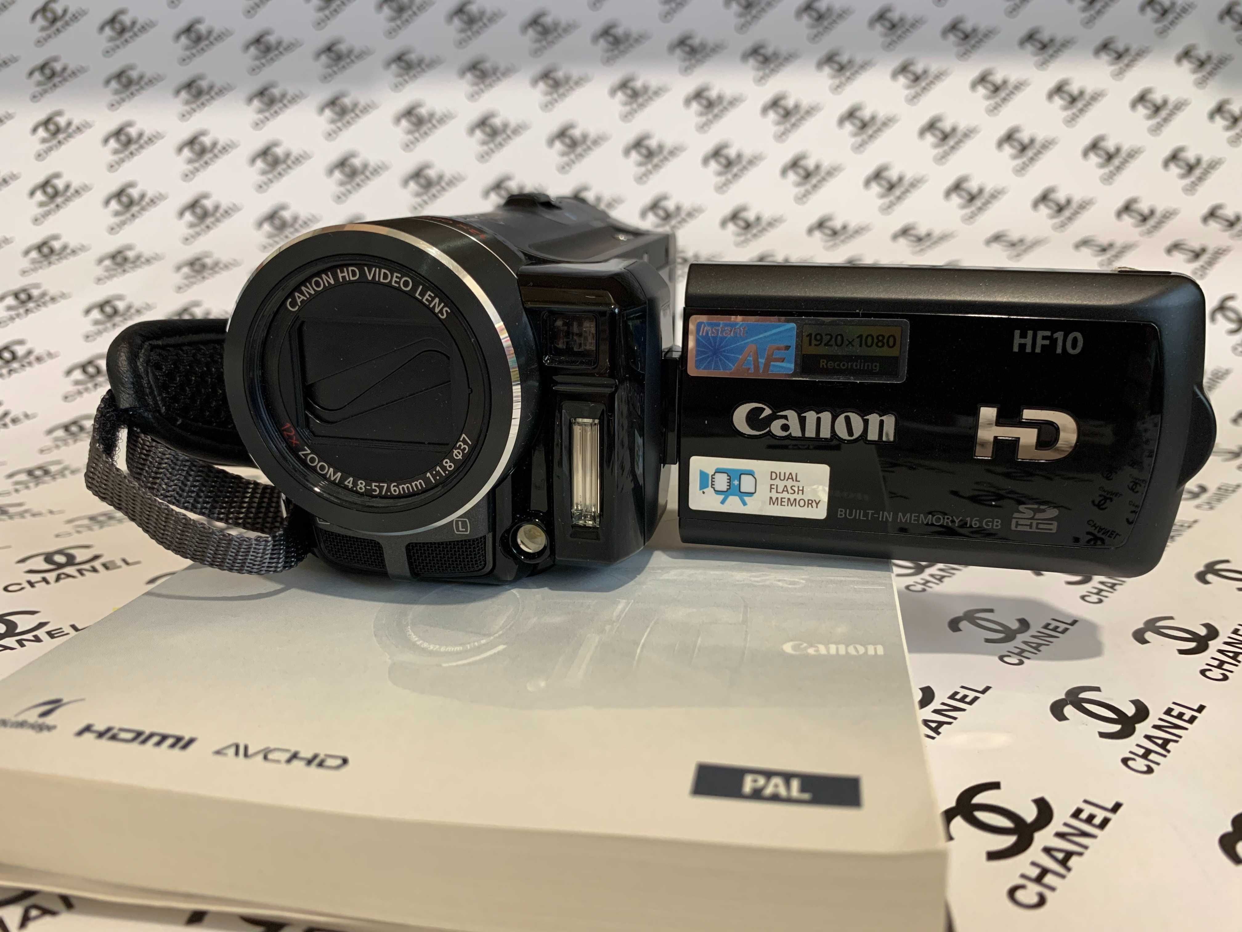 Видеокамера Canon HF10