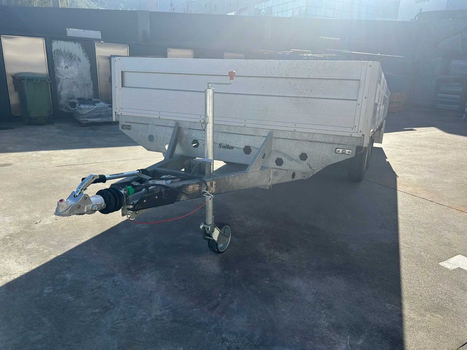 REBOQUE DE 2 EIXOS CENTRADOS 5.00 X 2.10 (3500kg)