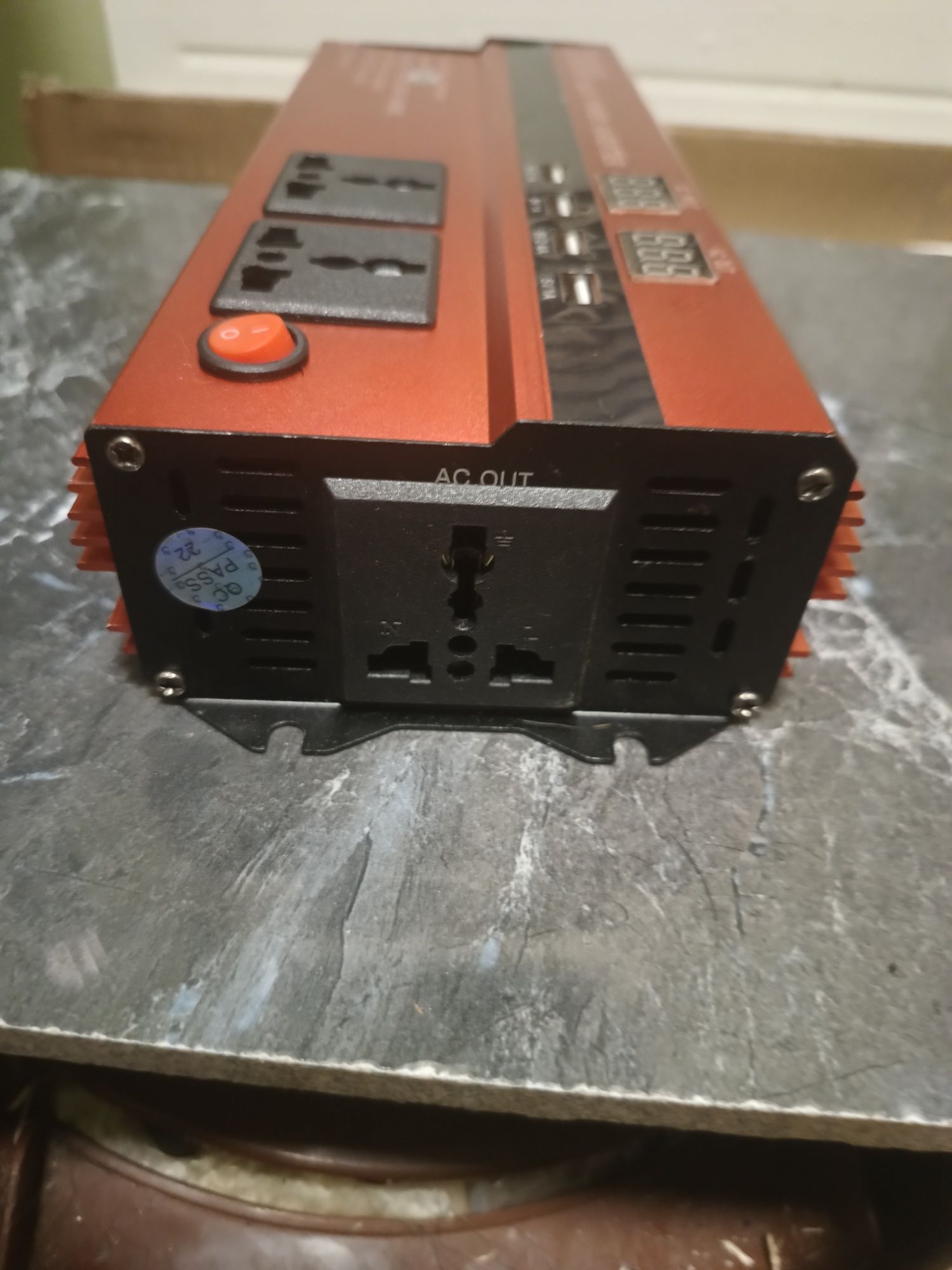 Инвертор 2000w чистый синус  новый