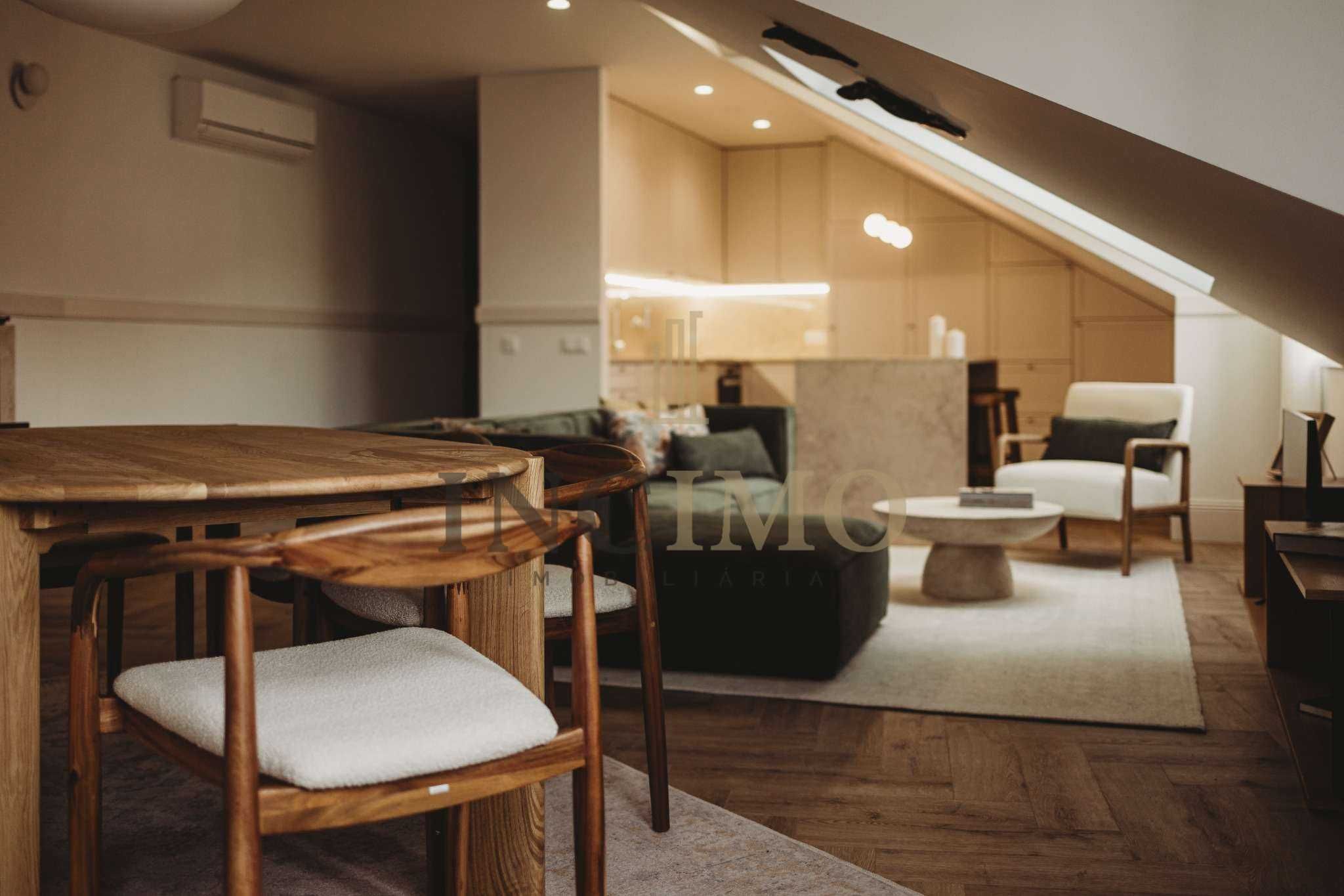 Apartamento T3 de Charme no CENTRO DE LEIRIA – Arrendamento/Mobilado