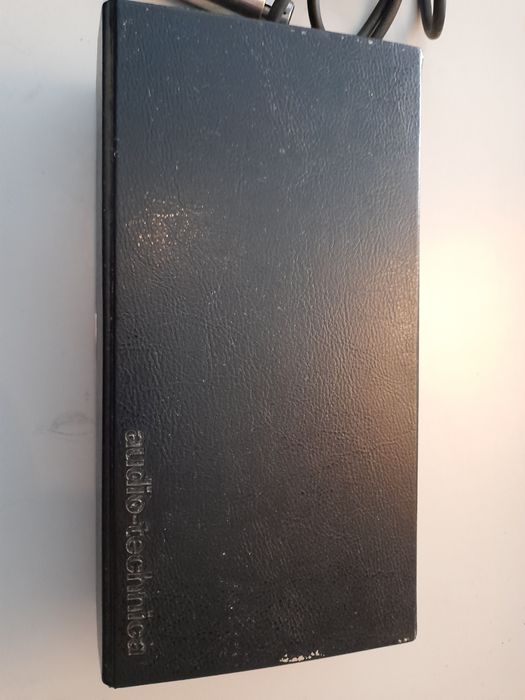 Microfone Estudio Audi-Technica