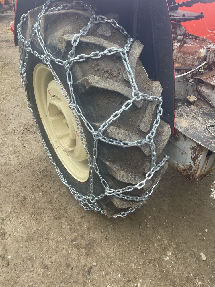 Łańcuchy śniegowe C-360  Mf C-330 Zetor 12.4x28 14.9x28