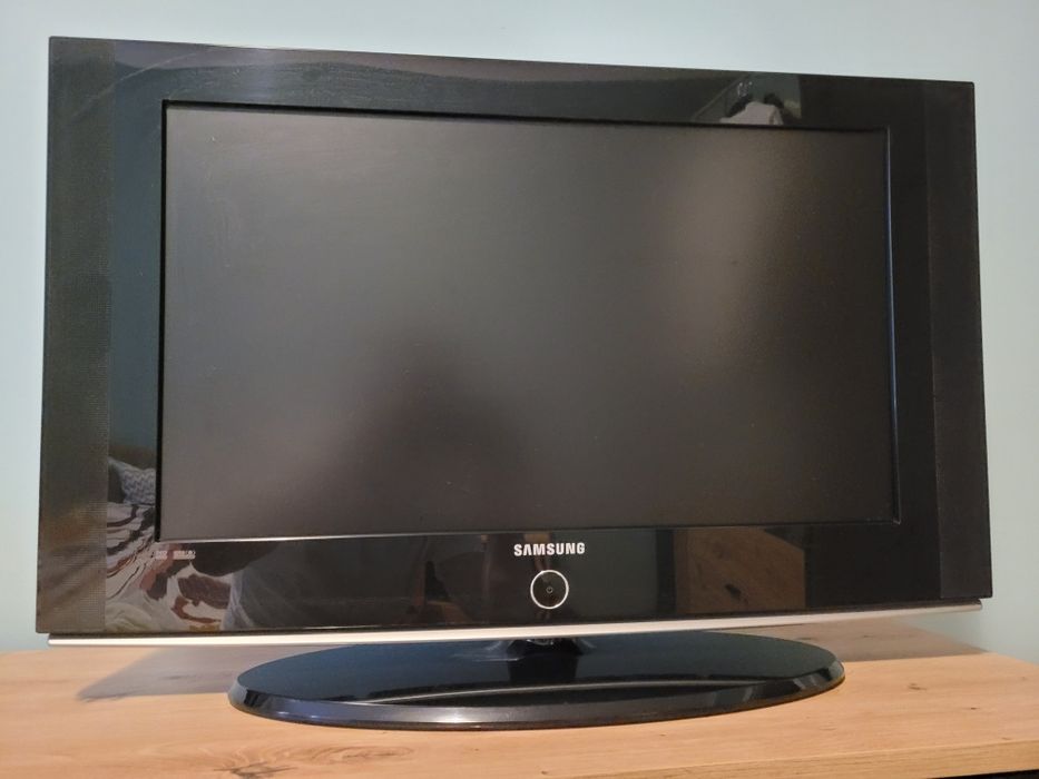 Telewizor Samsung 26 cali