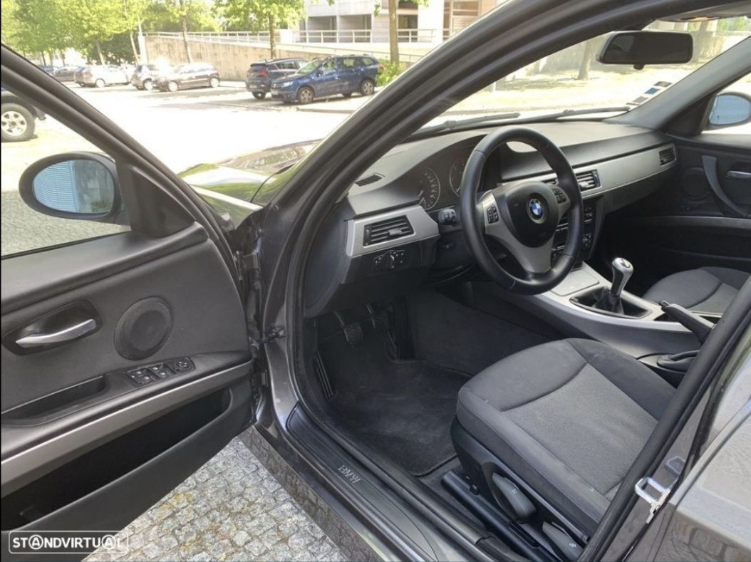 BMW 318d 2.0 (122cv) – Fiável – 2006