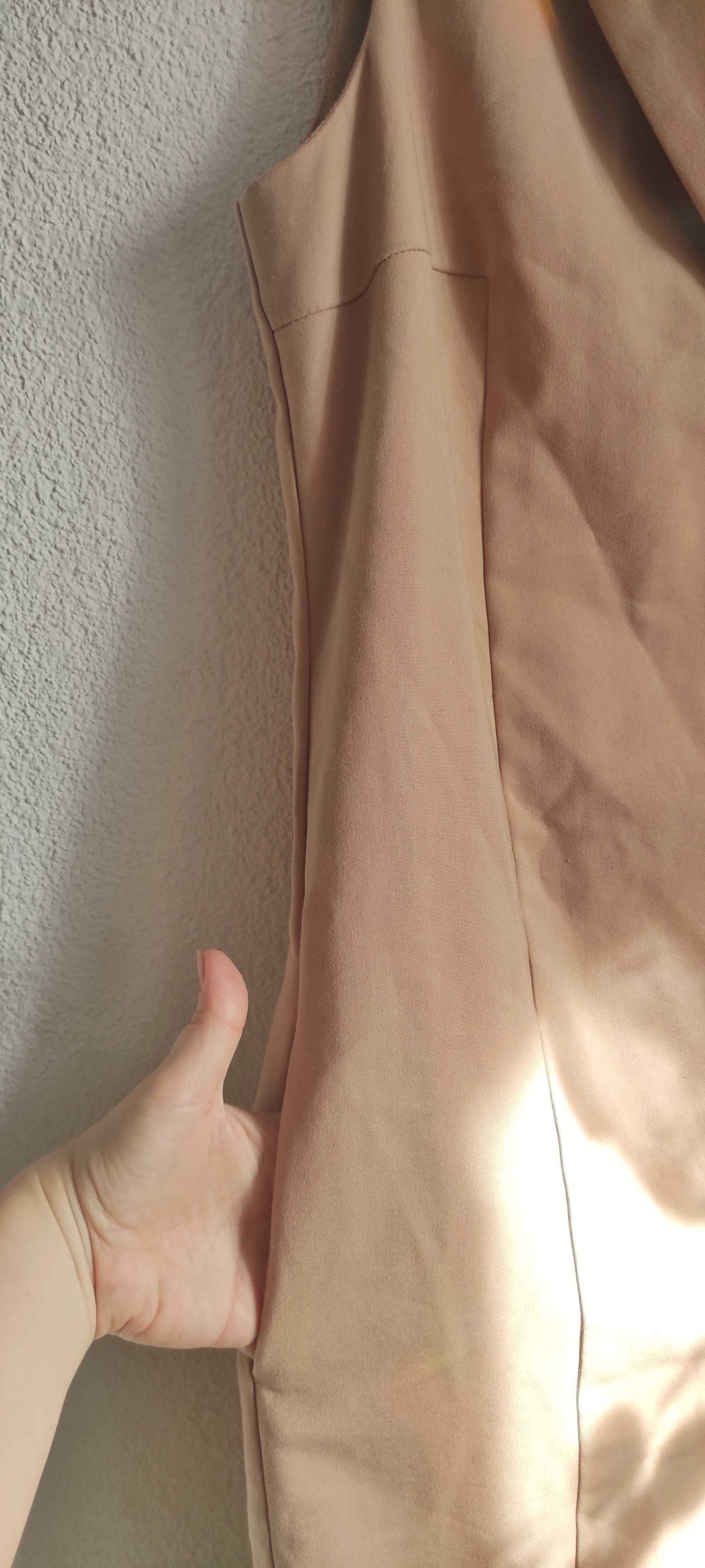 Beżowa biurowa jesienna sukienka Mohito rozmiar 36 s
