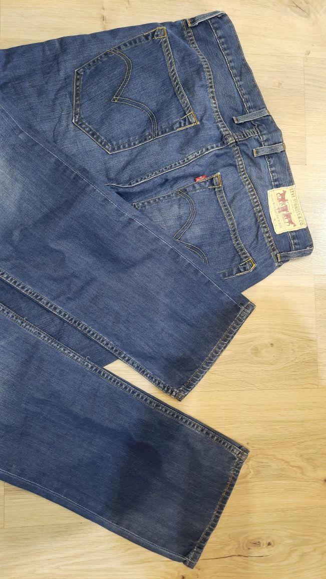 Spodnie jeansy firmy Levis model 504