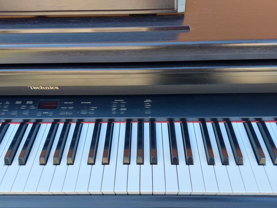 pianino cyfrowe Technics SX-PX207