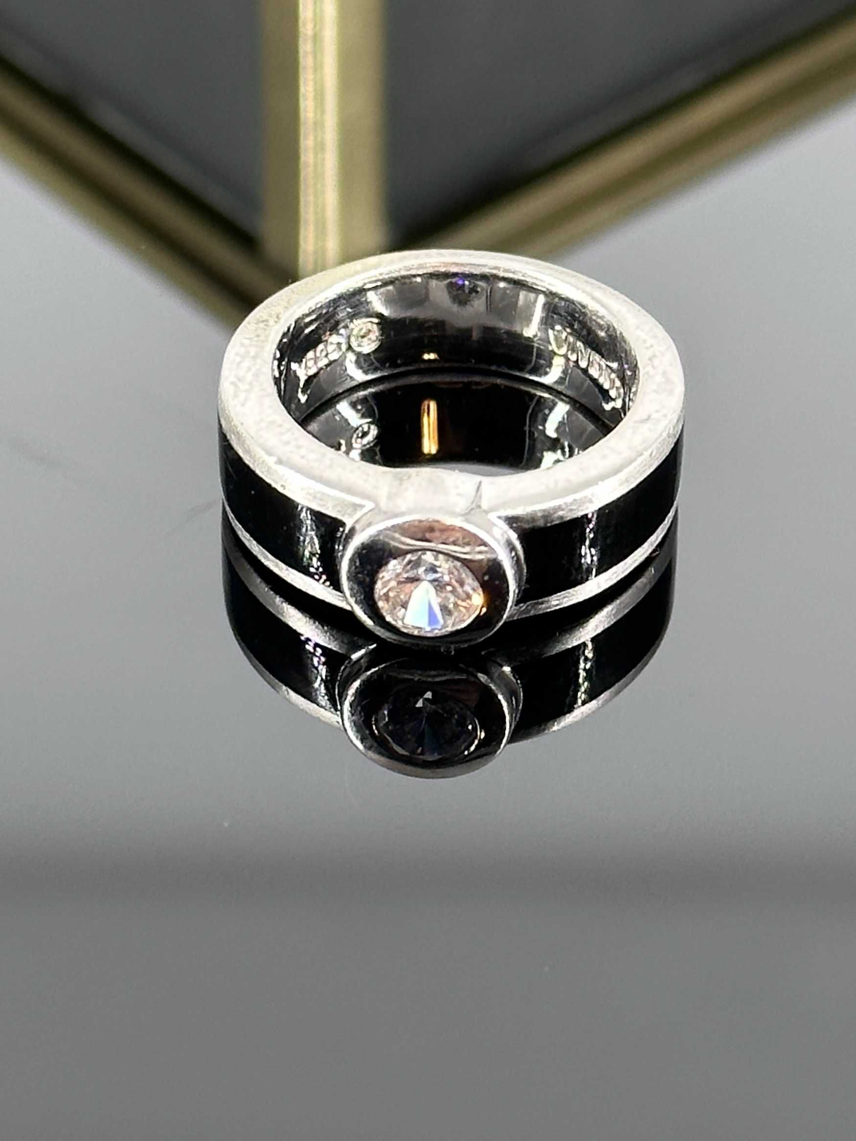 Srebro - Srebrny pierścionek z Cyrkonią i Onyksem