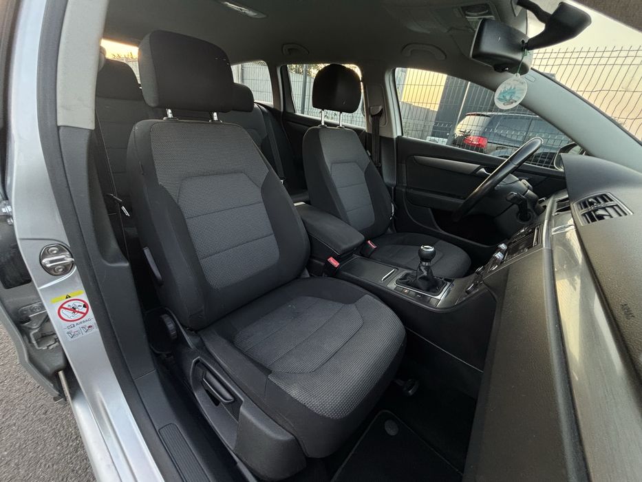 Volkswagen Passat B7 1.6 TDI ! Zarejestrowany !