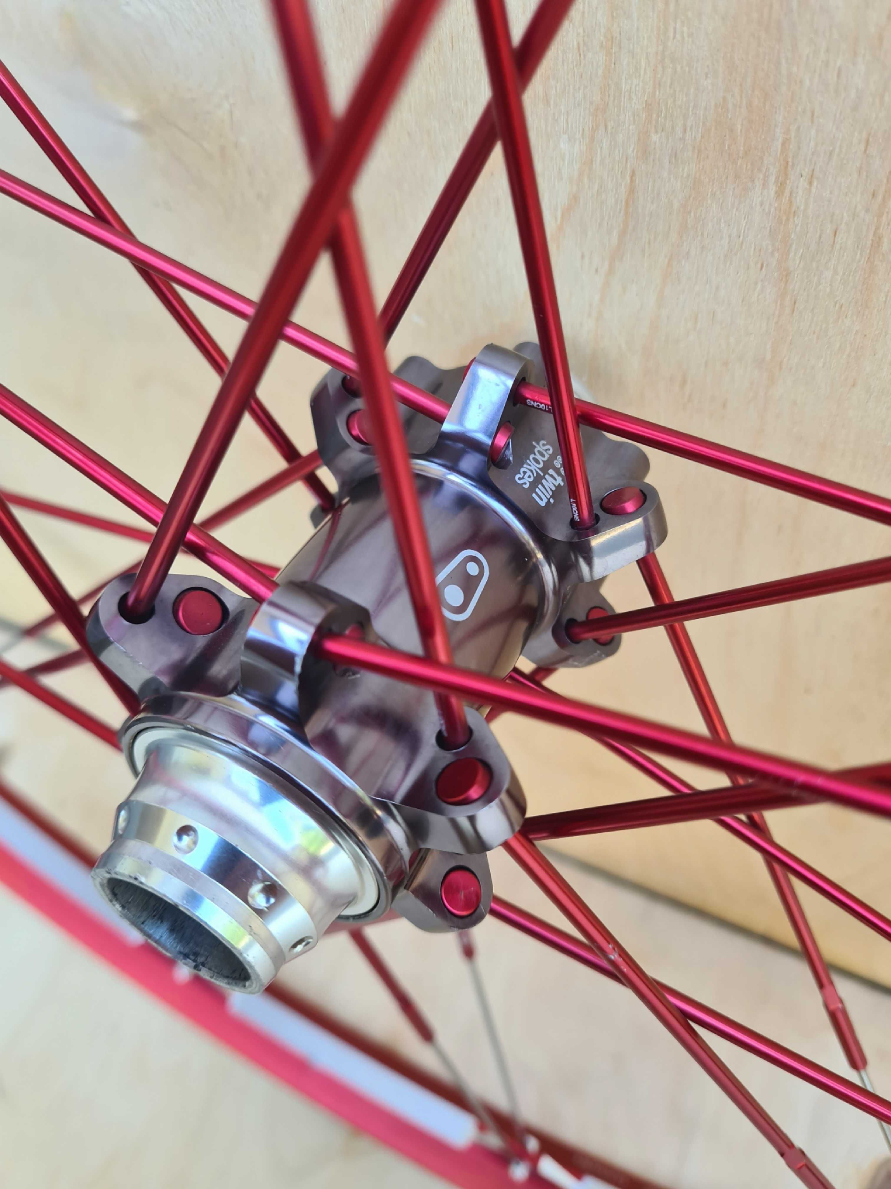 MEGA jak NOWE Crank Brothers Opium DH 12x150 QR 20 koła komplet !!!