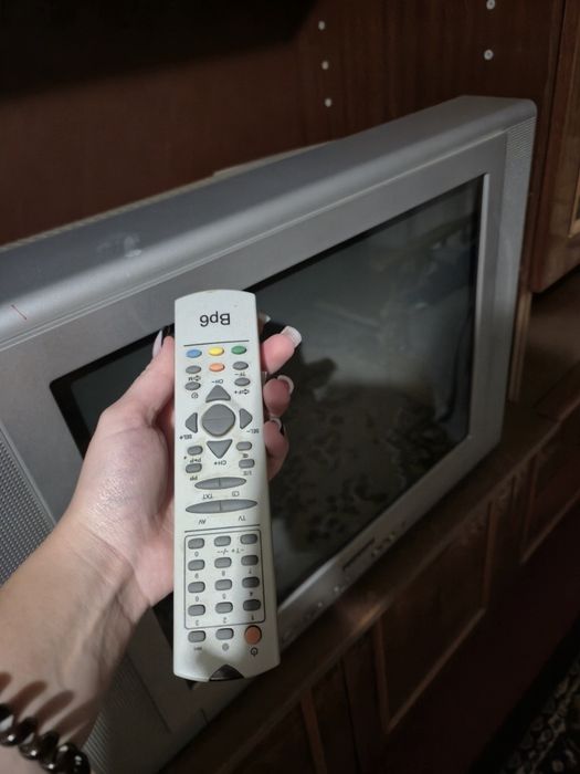 Продам телевізор