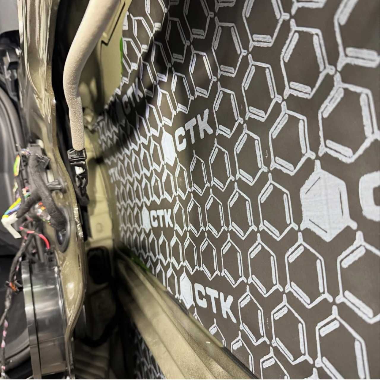 Шумоізоляція Auto Acoustics MULTISOFT Товщина 6 мм, Лист 70х50 см