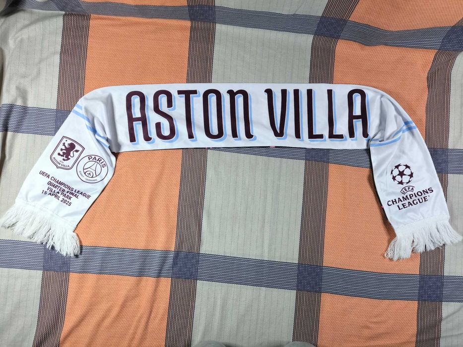 Шарф вболівальника Астон Вілла проти ПСЖ Ліга Чемпіонів 15/04/2025