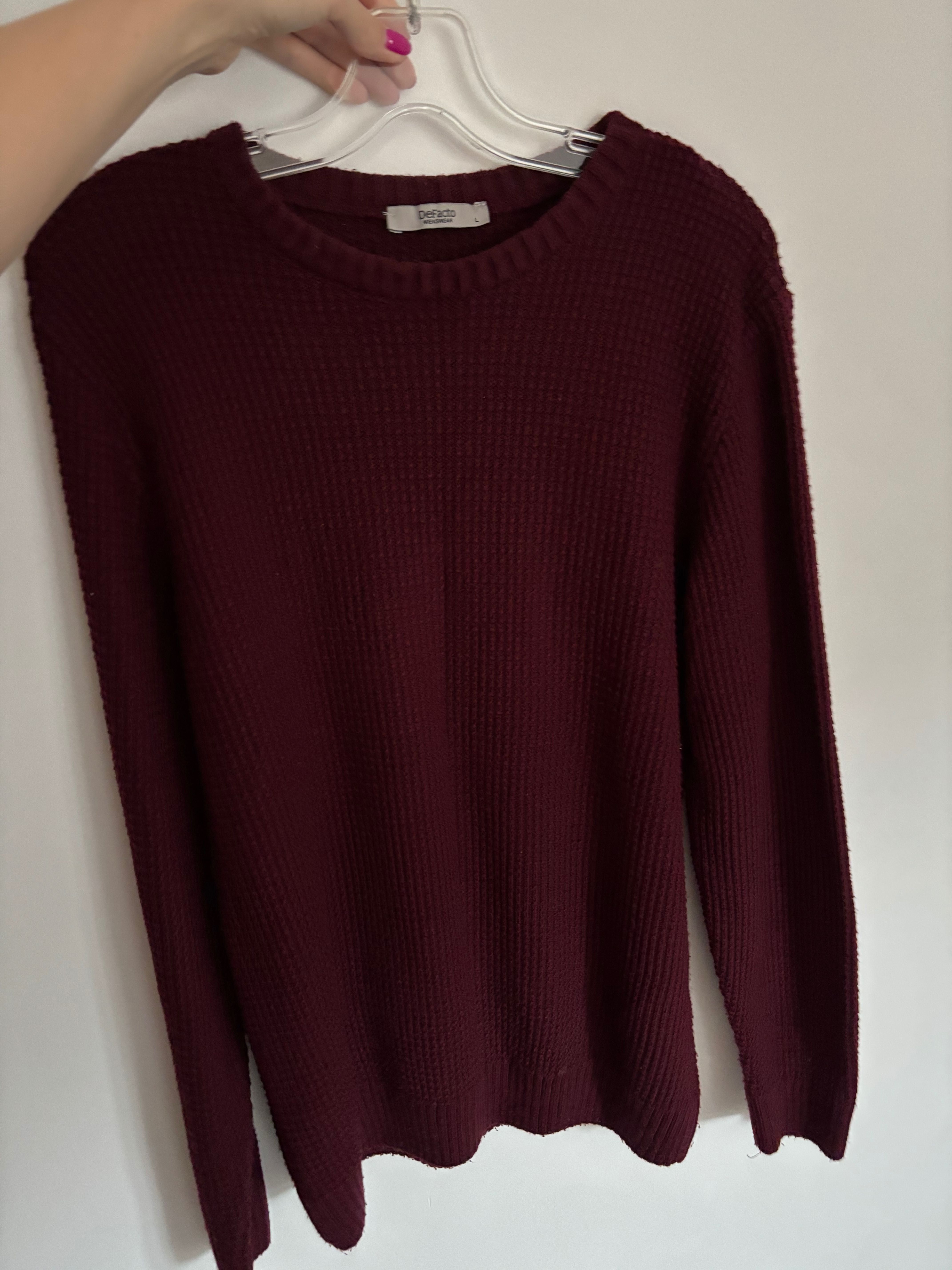 Burgundowy sweter męski