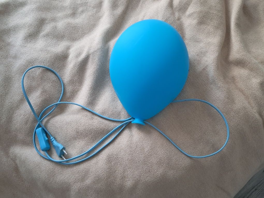 Lampka nocna balon ikea
