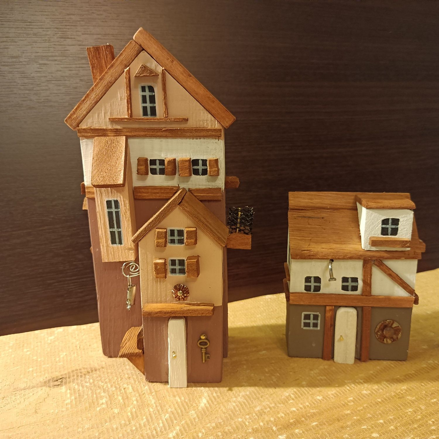 Domki drewniane dekoracja na półkę hand made prezent