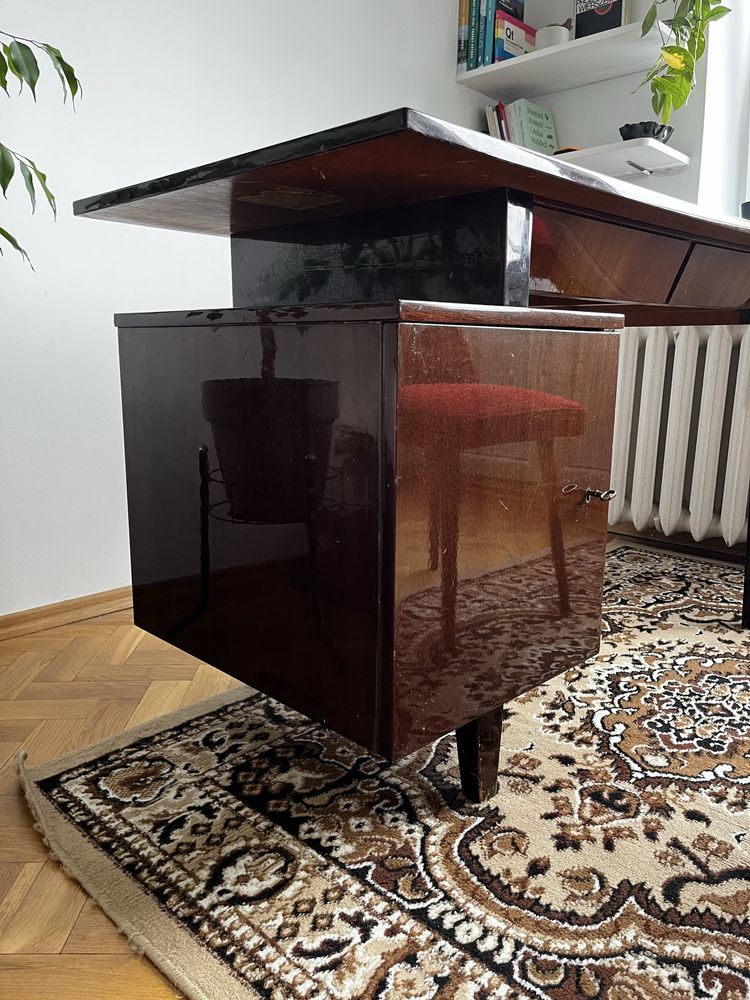 Biurko PRL proj. Puchała