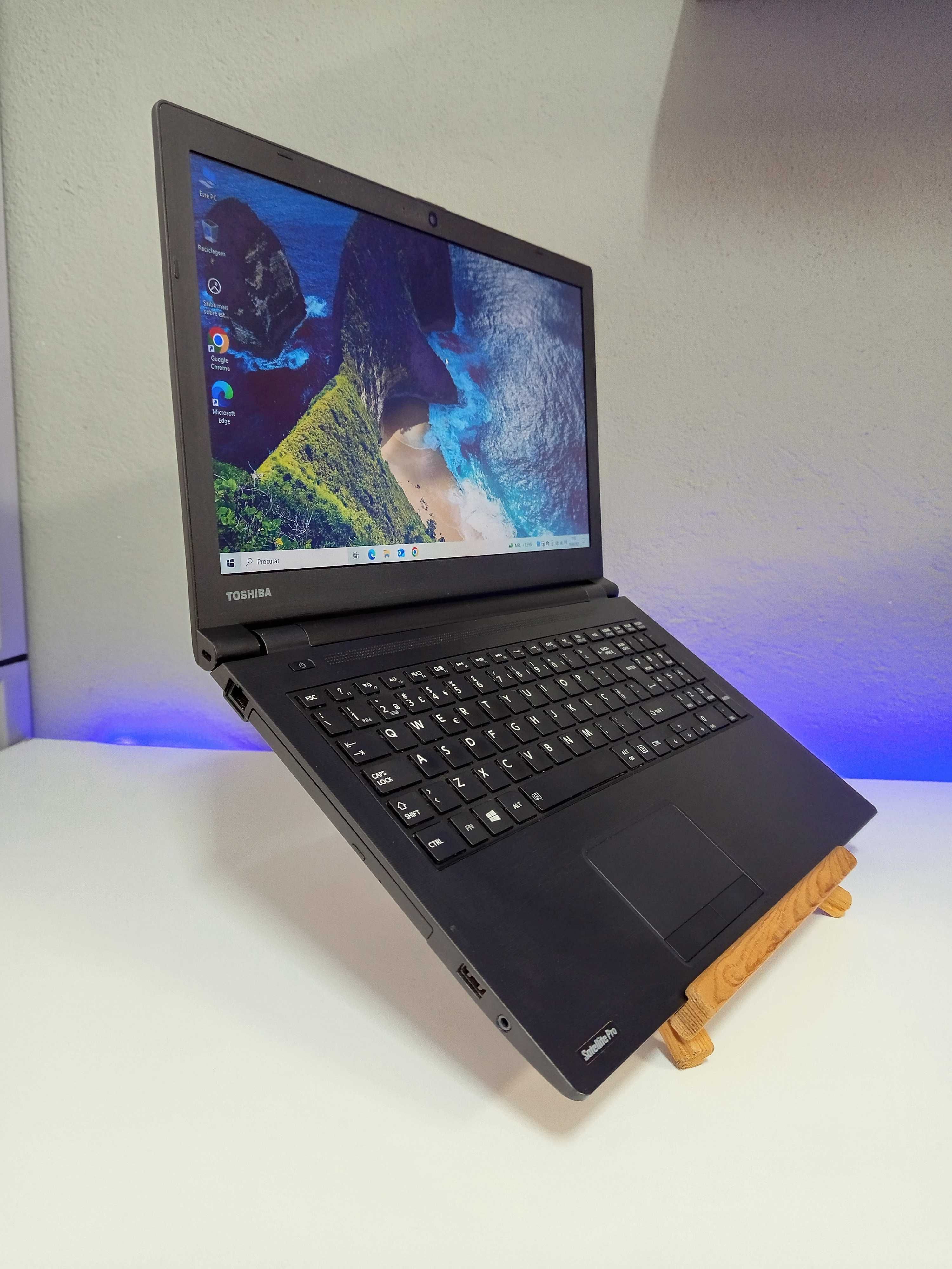 Toshiba CORE i7 Ram 8GB SSD