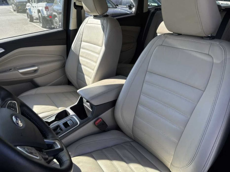 Ford Escape Titanium      2019