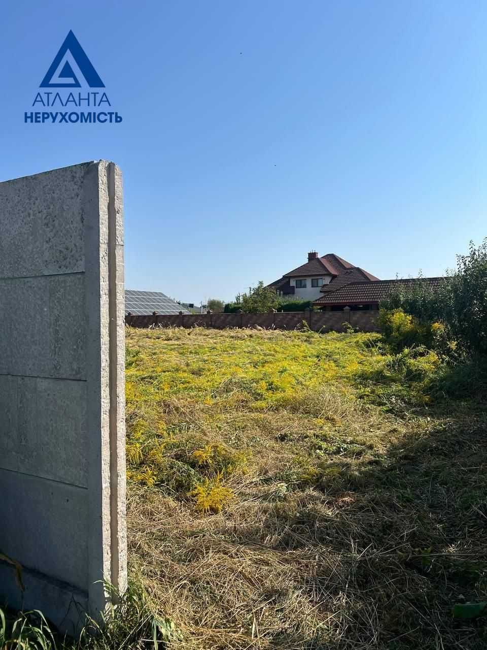 Продам земельну ділянку в центрі села Рованці біля Луцька!