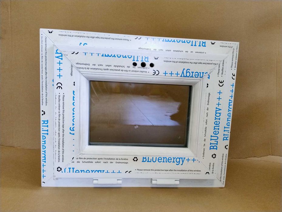 Okna gospodarcze inwentarskie 50x40 uchylne