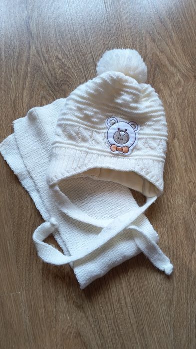 Czapka i szalik dla niemowlaka