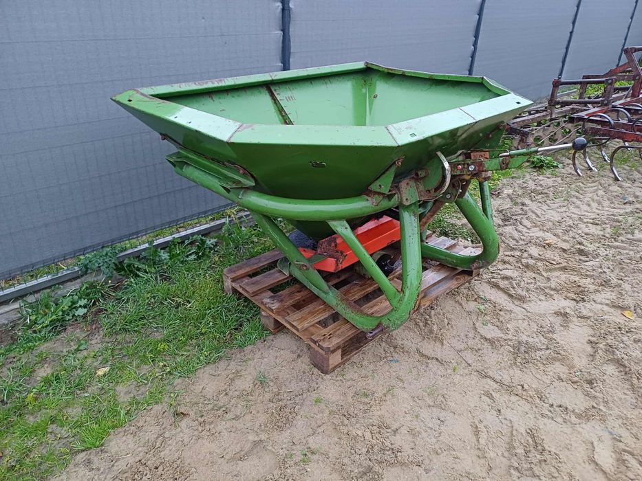 Rozsiewacz Amazone ZA-F 603
