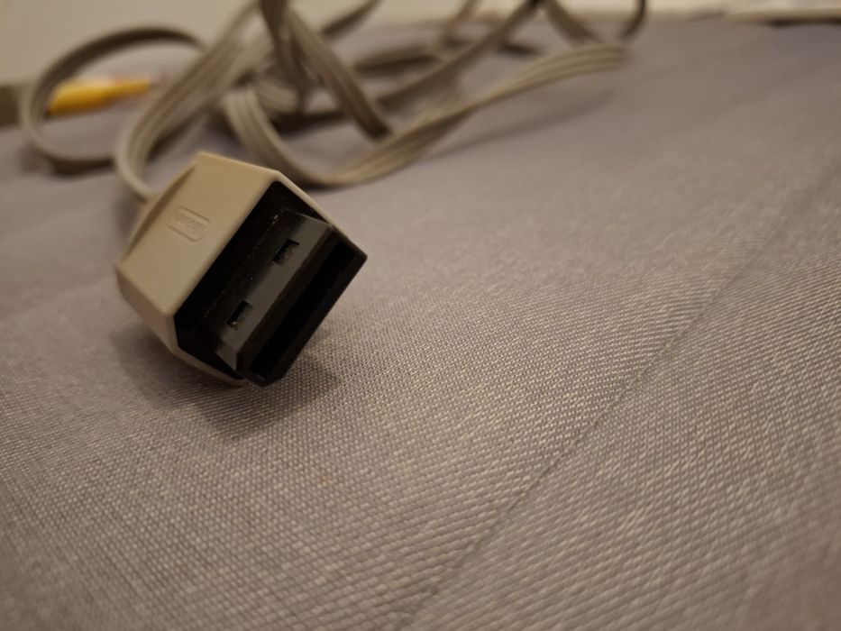 Wii - cabo de ligação à TV (ficha SCART)