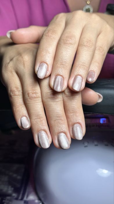 Serviço unhas em gel, verniz gel e mais