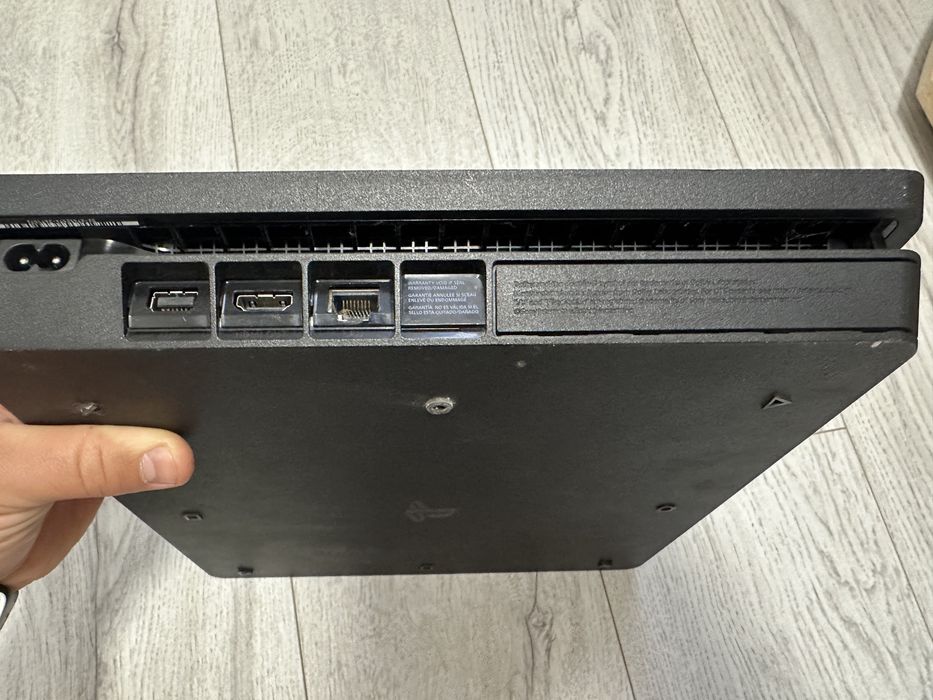 Ps 4 slim 500gb. 2 джостіка