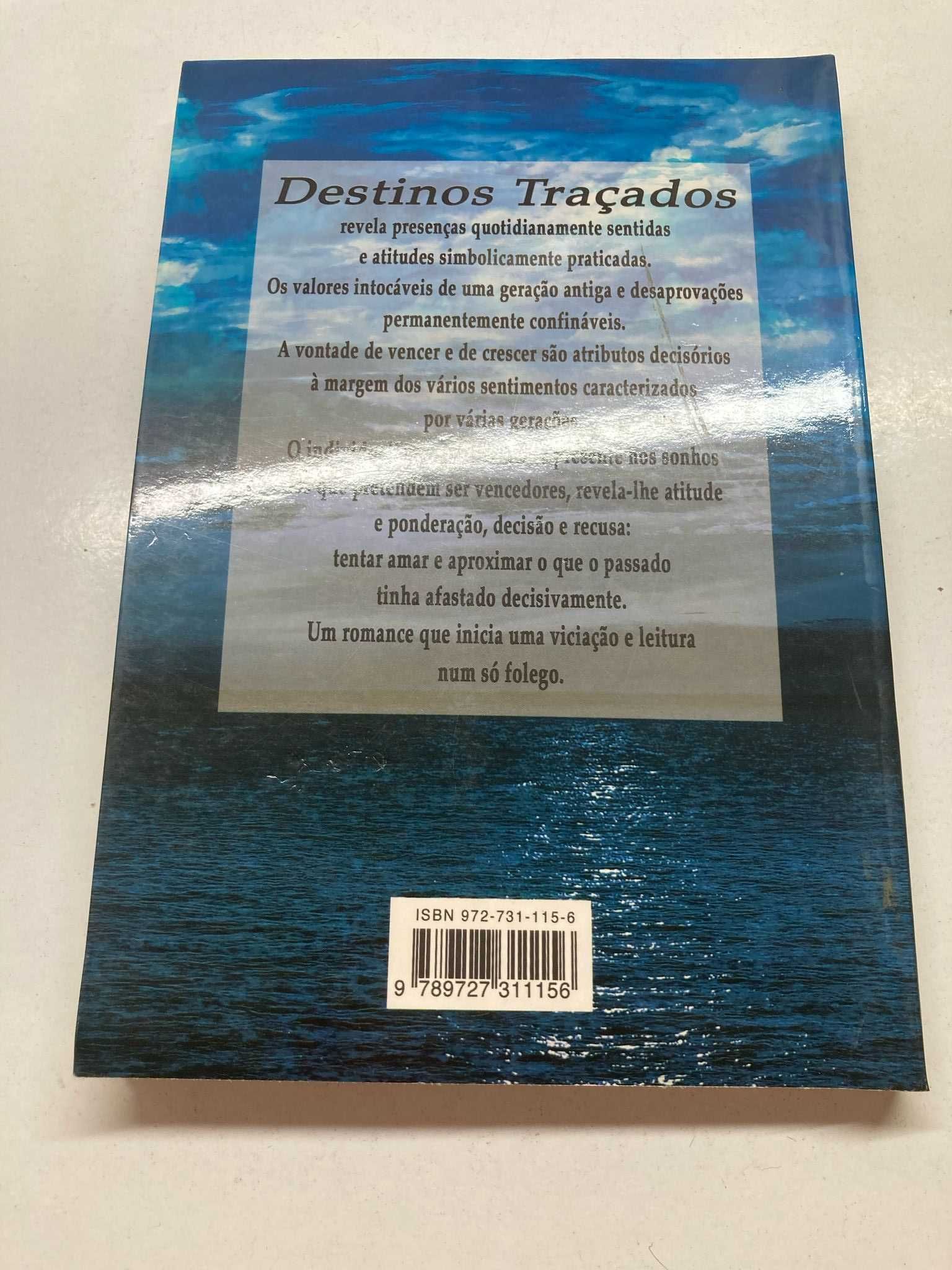 Livro - Destinos Traçados (ctt editorial grátis)