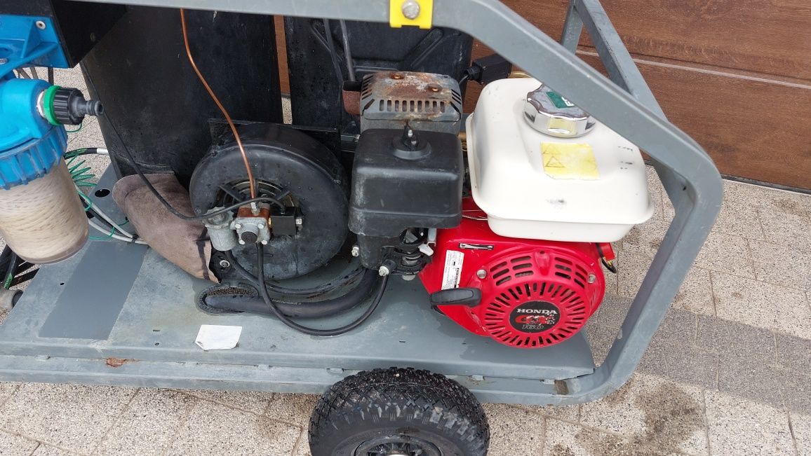 Myjka ciśnieniowa spalinowa Karcher HDS 801 B ciepłowodna