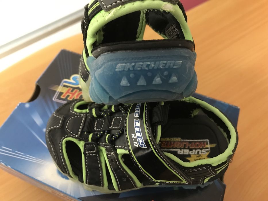 Sandália Skechers menino