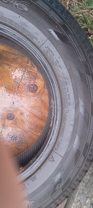 215/75 R16C Hankook Winter RW 06